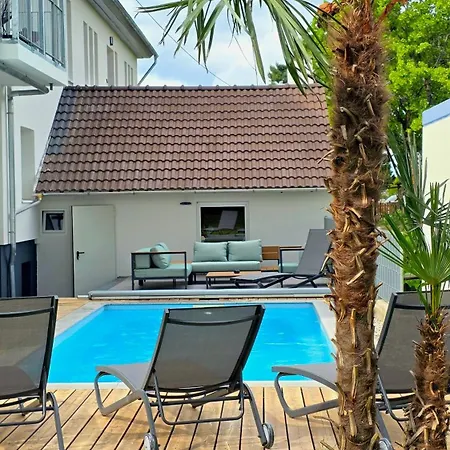 Design-apartment I Beheizbarer Swimming-pool I Sauna I Boxspring I Parkplatz Apartament Lahr (Baden-Wurttemberg)