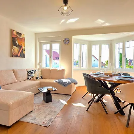 Design-apartment I Beheizbarer Swimming-pool I Sauna I Boxspring I Parkplatz Apartament Lahr (Baden-Wurttemberg)