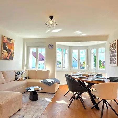 Design-apartment I Beheizbarer Swimming-pool I Sauna I Boxspring I Parkplatz ラール