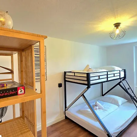 Design-apartment I Beheizbarer Swimming-pool I Sauna I Boxspring I Parkplatz *