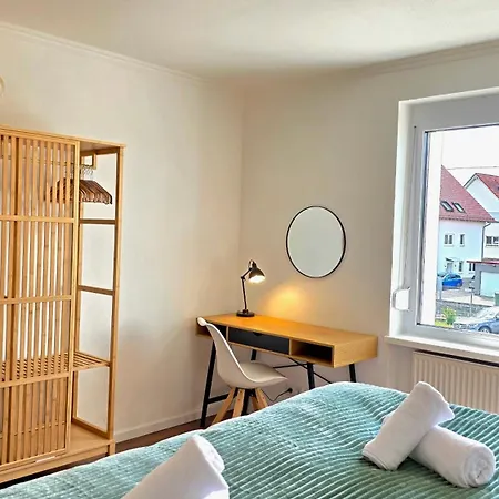 Design-apartment I Beheizbarer Swimming-pool I Sauna I Boxspring I Parkplatz