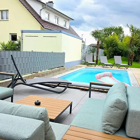 Design-apartment I Beheizbarer Swimming-pool I Sauna I Boxspring I Parkplatz * Lahr (Baden-Wurttemberg)