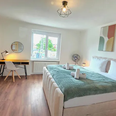Design-apartment I Beheizbarer Swimming-pool I Sauna I Boxspring I Parkplatz Lahr (Baden-Wurttemberg)