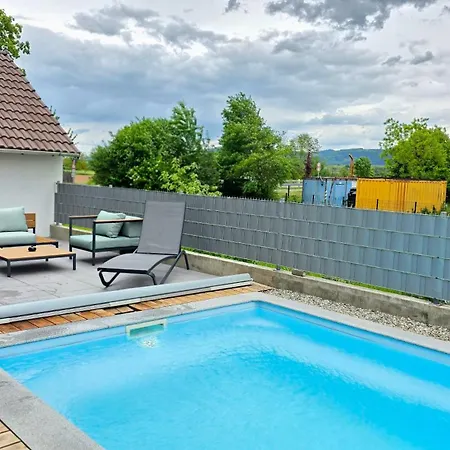 Apartament Design-apartment I Beheizbarer Swimming-pool I Sauna I Boxspring I Parkplatz Lahr (Baden-Wurttemberg)